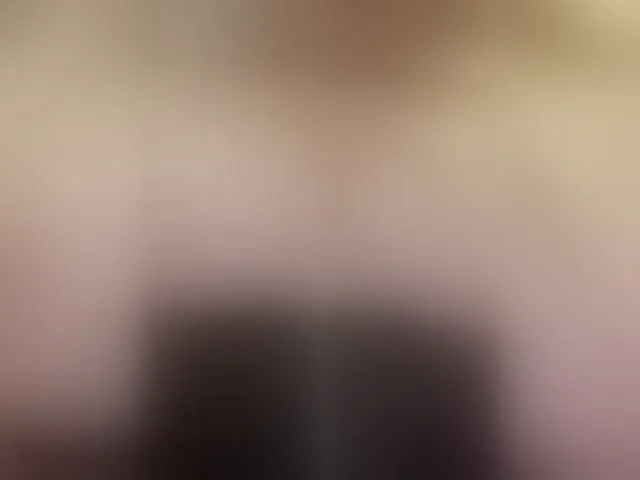 Live sex webcam photo for Alinaa #292551585