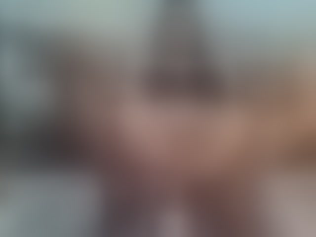 Live sex webcam photo for AlinasissyX #294327549