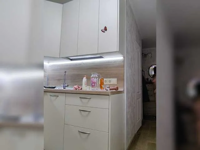 Live sex webcam photo for Alinka1979 #277531982