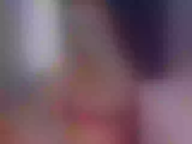Live sex webcam photo for Alinn1 #291337794