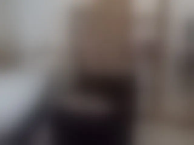 Live sex webcam photo for Alinn1 #292794234