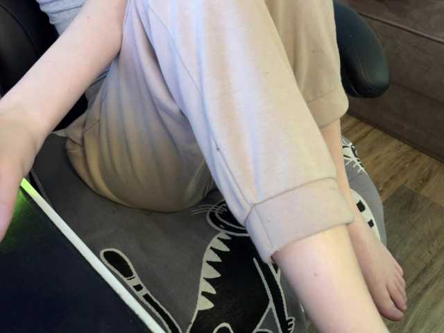 Live sex webcam photo for Alisa-Cheshirovna #290772544