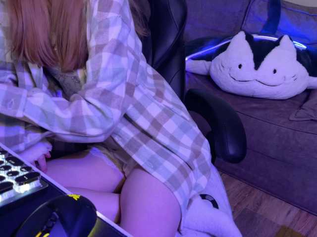 Live sex webcam photo for Alisa-Cheshirovna #291009573