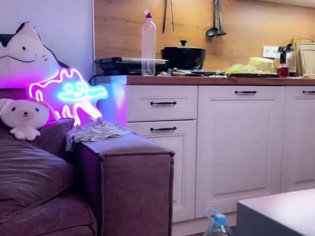 Live sex webcam photo for Alisa-Cheshirovna #291434407