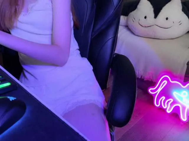 Live sex webcam photo for Alisa-Cheshirovna #291441680