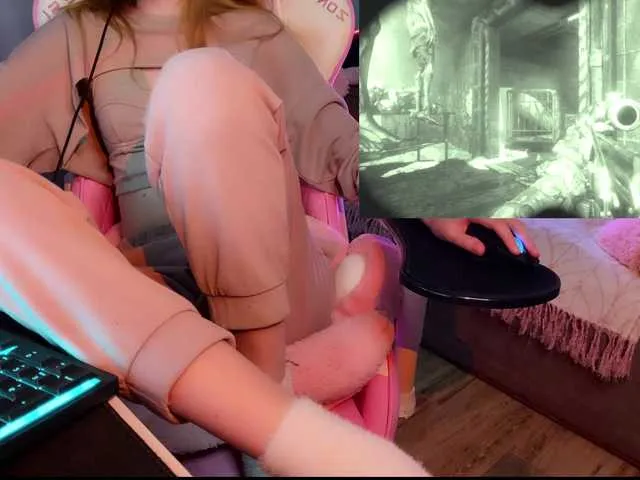 Live sex webcam photo for Alisa-Cheshirovna #292183294