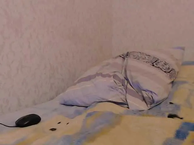 Live sex webcam photo for Alisa-W #287961349