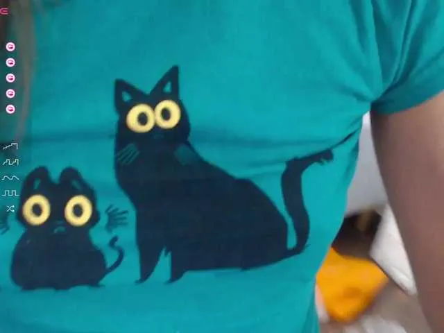 Live sex webcam photo for Alisa-W #287961427