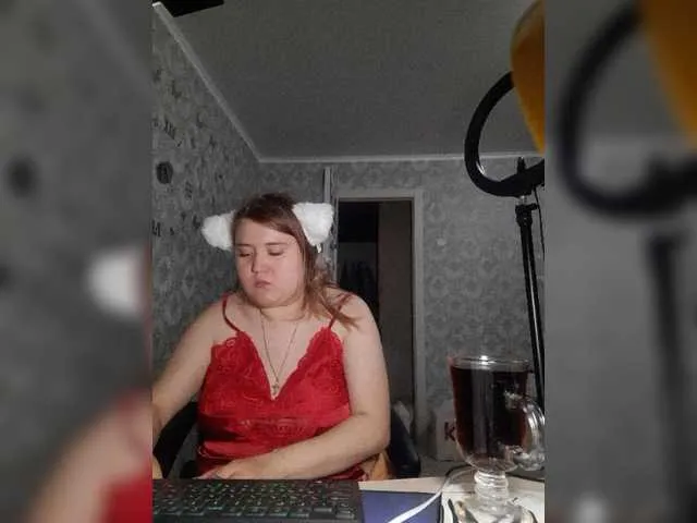 Live sex webcam photo for Alisa01999 #275934873