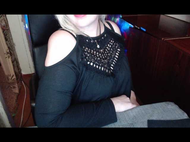 Live sex webcam photo for Alisa1917 #271840973