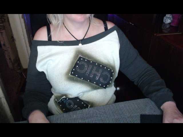 Live sex webcam photo for Alisa1917 #271993222