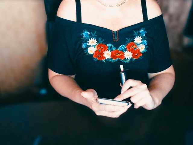 Live sex webcam photo for Alisa1917 #276169096