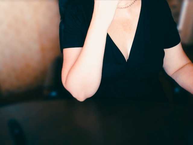 Live sex webcam photo for Alisa1917 #276261362