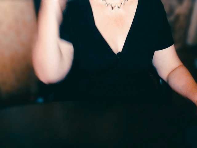 Live sex webcam photo for Alisa1917 #276333906