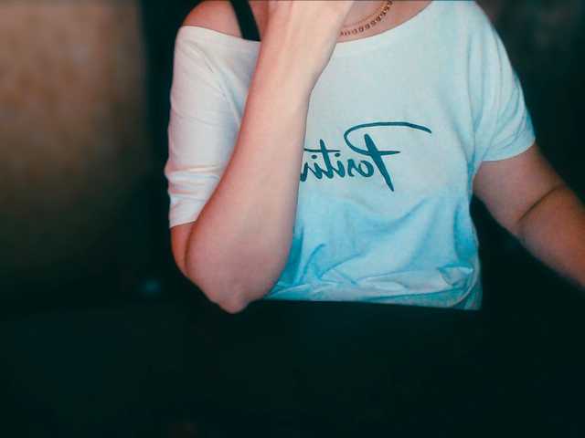 Live sex webcam photo for Alisa1917 #276368588