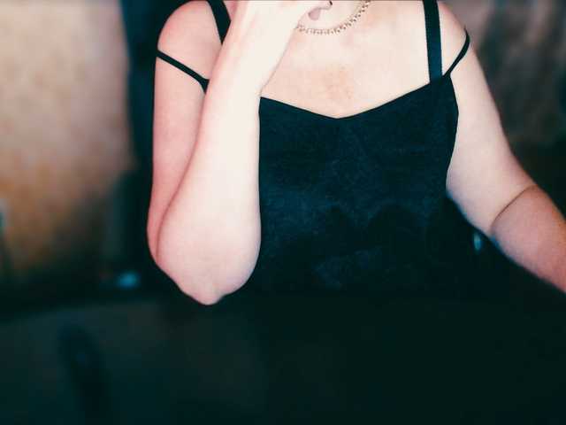 Live sex webcam photo for Alisa1917 #276417134