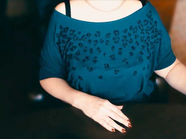 Live sex webcam photo for Alisa1917 #276551334