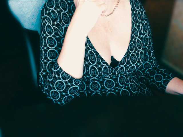 Live sex webcam photo for Alisa1917 #276774433