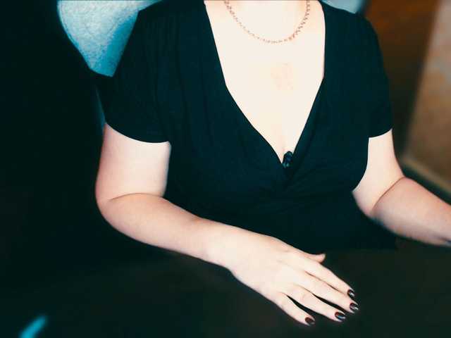 Live sex webcam photo for Alisa1917 #276850816