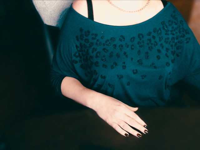 Live sex webcam photo for Alisa1917 #276872178