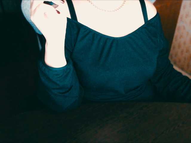 Live sex webcam photo for Alisa1917 #276922809