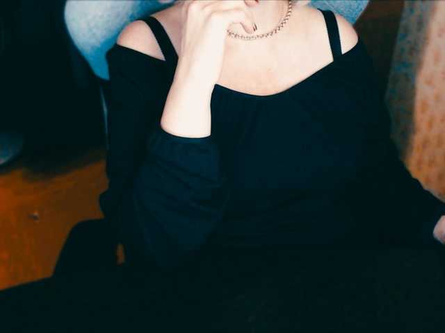 Live sex webcam photo for Alisa1917 #277119466