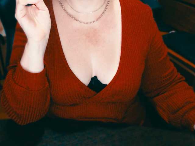 Live sex webcam photo for Alisa1917 #290162254