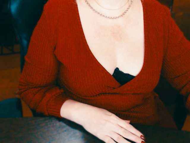 Live sex webcam photo for Alisa1917 #290315632