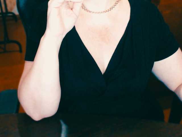 Live sex webcam photo for Alisa1917 #290409684