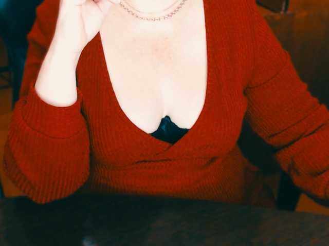 Live sex webcam photo for Alisa1917 #290567850