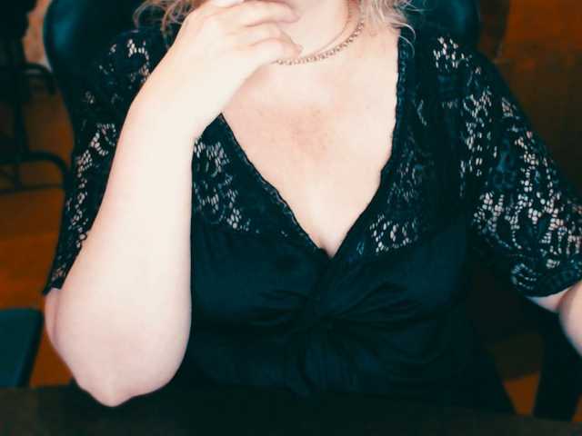 Live sex webcam photo for Alisa1917 #290582290