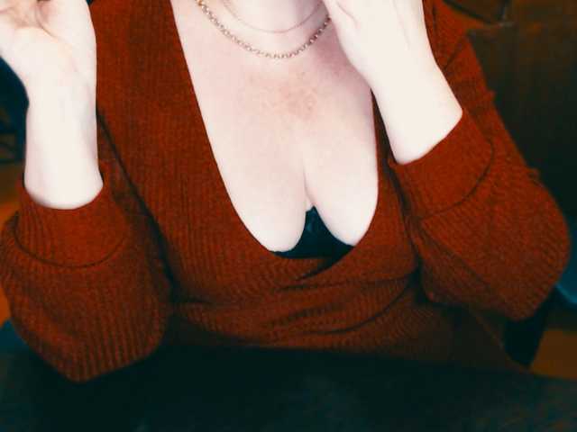 Live sex webcam photo for Alisa1917 #290697544