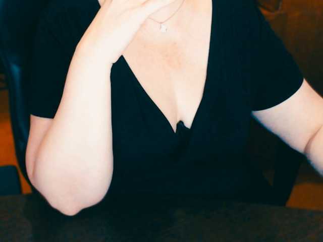 Live sex webcam photo for Alisa1917 #290813129