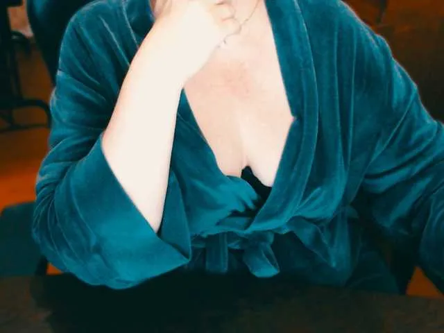 Live sex webcam photo for Alisa1917 #290822729