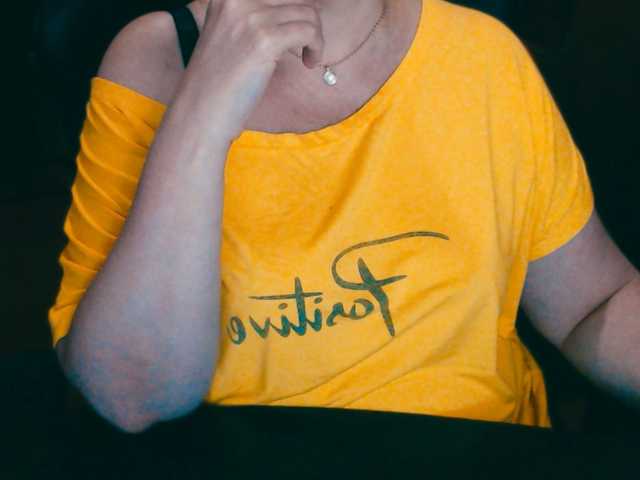 Live sex webcam photo for Alisa1917 #291180483