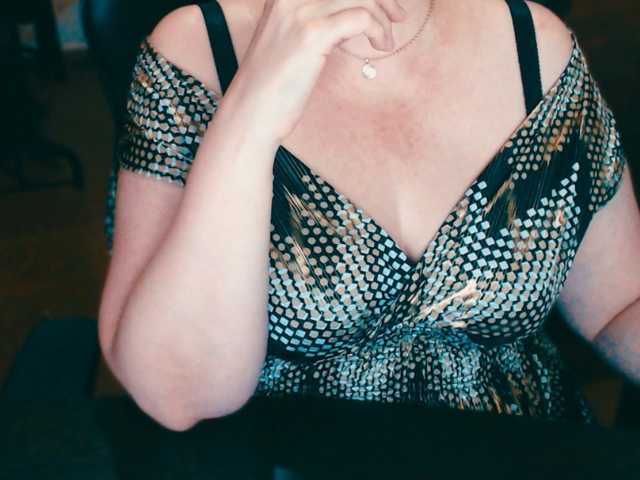 Live sex webcam photo for Alisa1917 #291186715