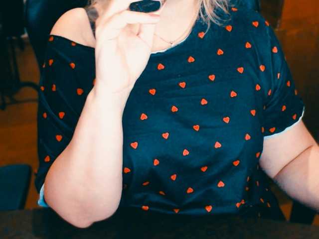 Live sex webcam photo for Alisa1917 #291473395