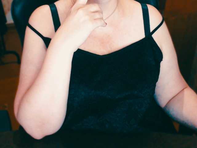 Live sex webcam photo for Alisa1917 #291641084