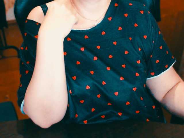 Live sex webcam photo for Alisa1917 #291680990