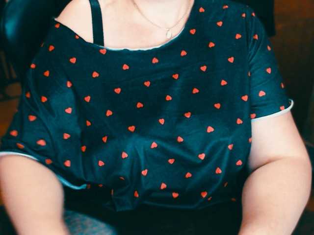 Live sex webcam photo for Alisa1917 #291682658