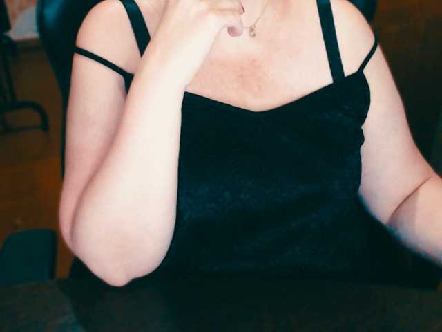 Live sex webcam photo for Alisa1917 #291734175