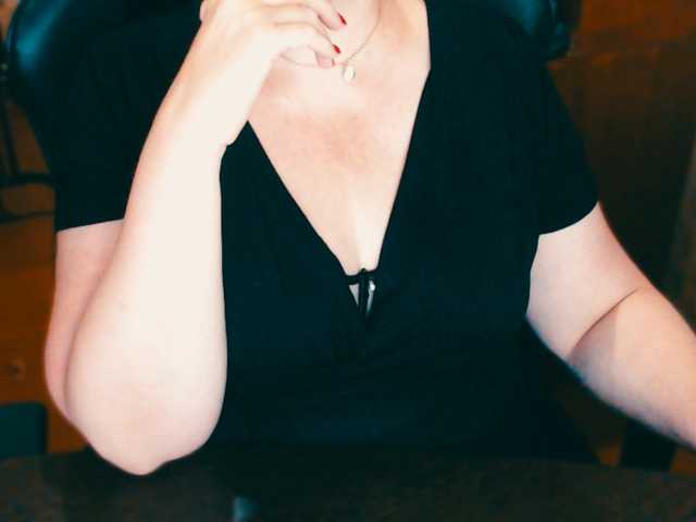 Live sex webcam photo for Alisa1917 #291753665