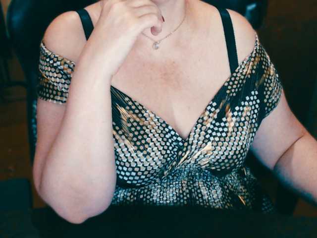 Live sex webcam photo for Alisa1917 #291790729