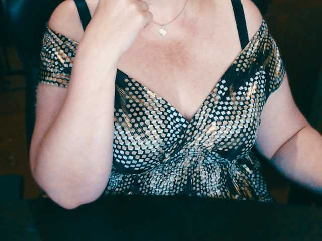 Live sex webcam photo for Alisa1917 #291792886