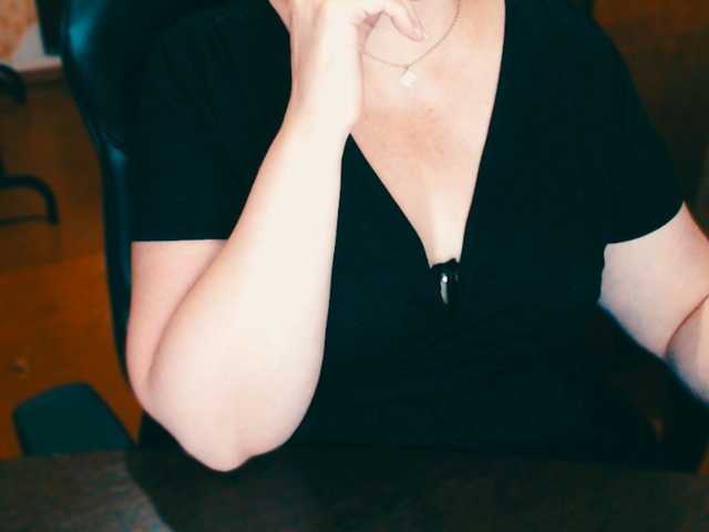 Live sex webcam photo for Alisa1917 #291873180