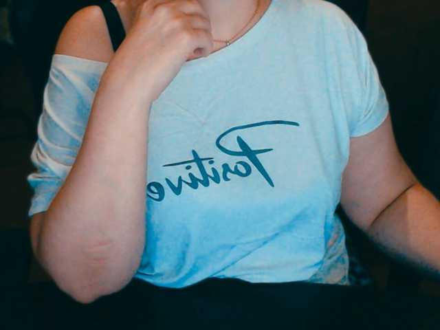 Live sex webcam photo for Alisa1917 #291885825