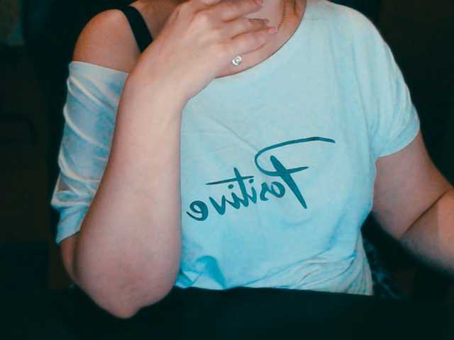 Live sex webcam photo for Alisa1917 #291893242