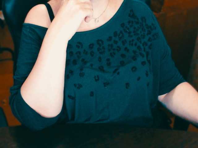 Live sex webcam photo for Alisa1917 #292076524