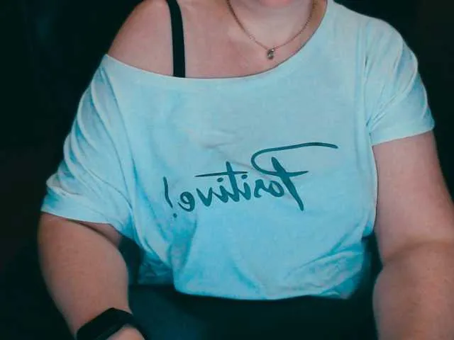 Live sex webcam photo for Alisa1917 #292275886