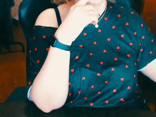 Live sex webcam photo for Alisa1917 #292296947